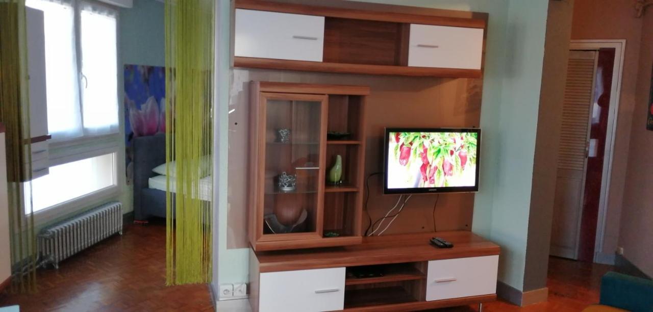 Appartement Coquet Centre Ville Filigrando Бурж Екстериор снимка